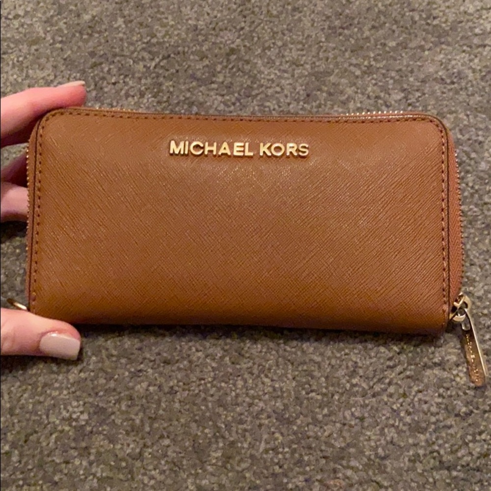 Brown Leather Michael Kors Wallet